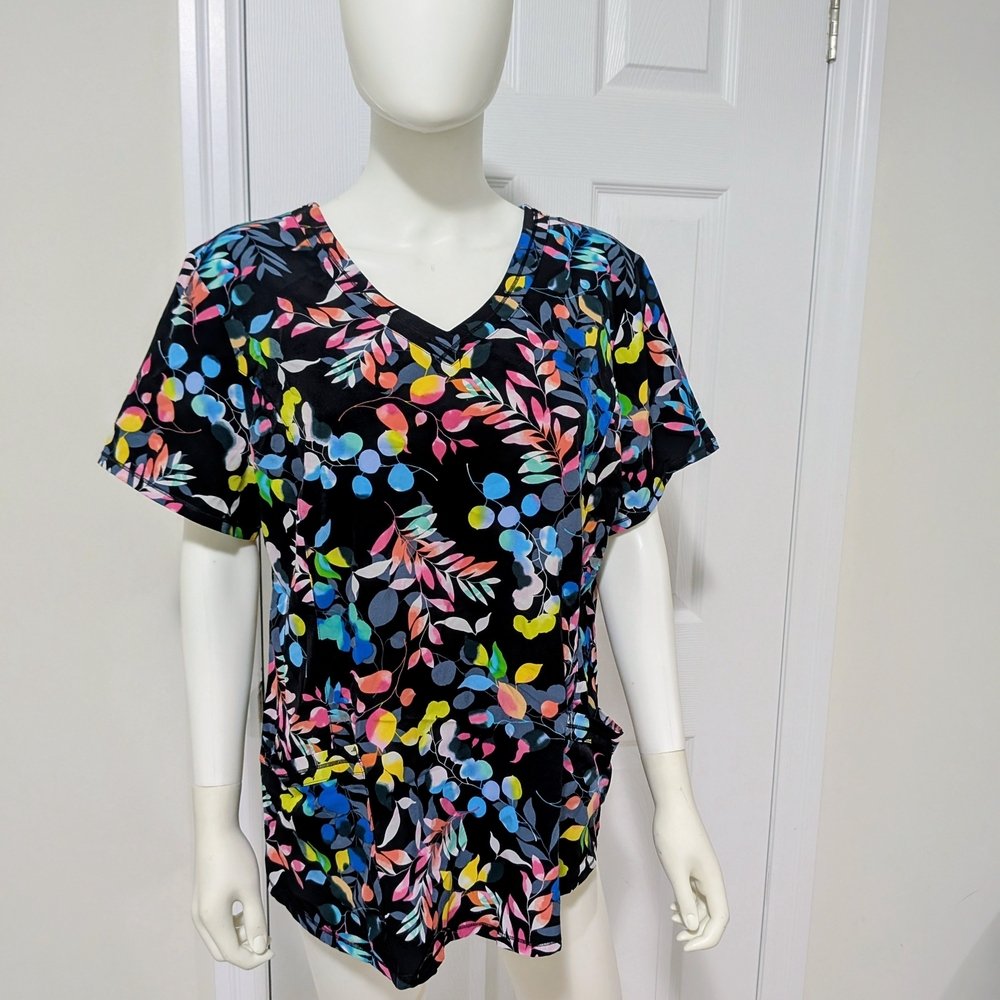 Floral V-Neck Women's Top - Black Multicolor
